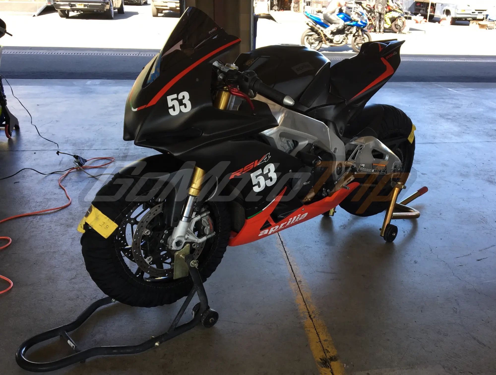 Rider-Review-Andrew-2014-Aprilia-RSV4-Factory-APRC-Race-Bodywork