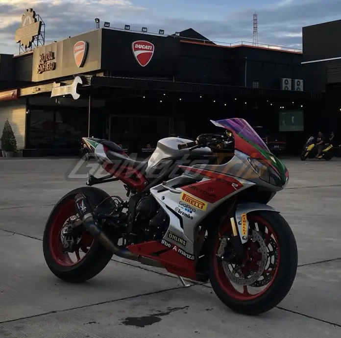 Rider-Review-Tony-Daytona-675-R-DIY-Aprilia-RSV4-FW-GP-Fairing-1