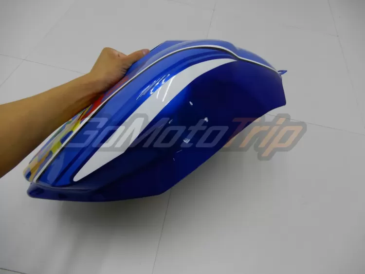2007-2008-Yamaha-YZF-R1-Rossi-Shark-Bodywork-33