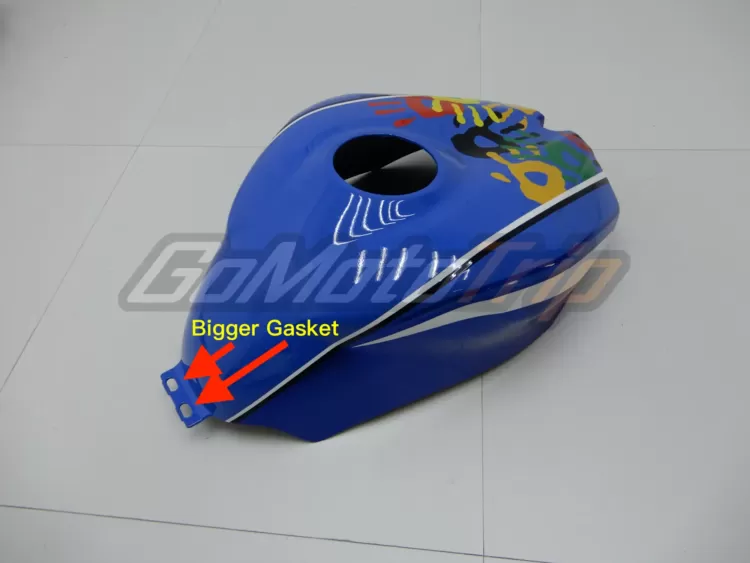 2007-2008-Yamaha-YZF-R1-Rossi-Shark-Bodywork-35