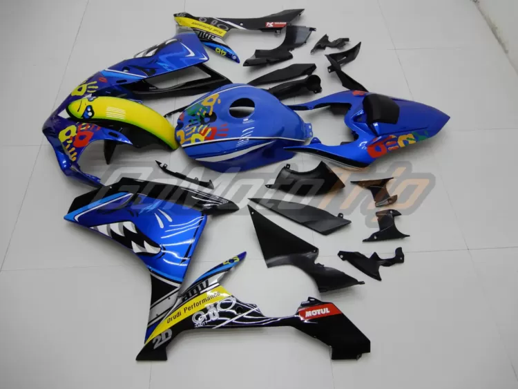 2007-2008-Yamaha-YZF-R1-Rossi-Shark-Bodywork-9