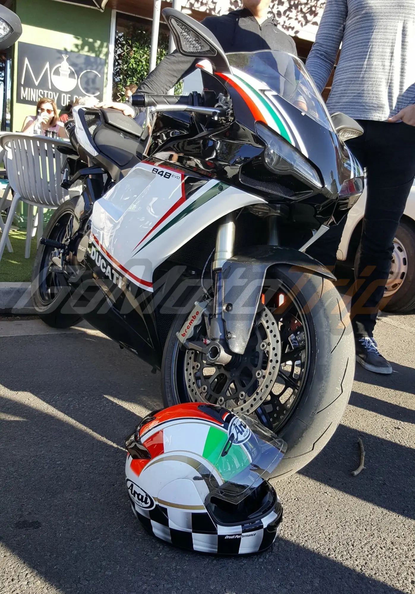 Rider-Review-Justin-Ducati-848-EVO-Tricolore-Fairing-4
