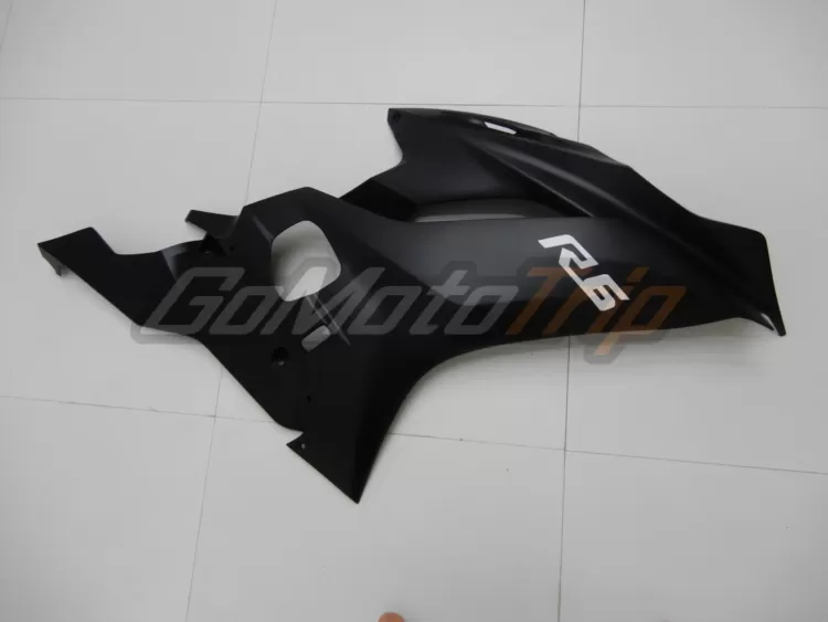2017-Yamaha-YZF‑R6-Black-Fairing-11