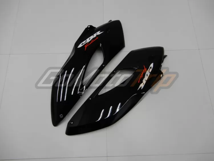 2004-2005-Honda-CBR1000RR-Classic-Black-Bodywork-25
