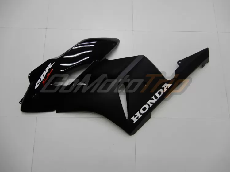 2004-2005-Honda-CBR1000RR-Classic-Black-Bodywork-7