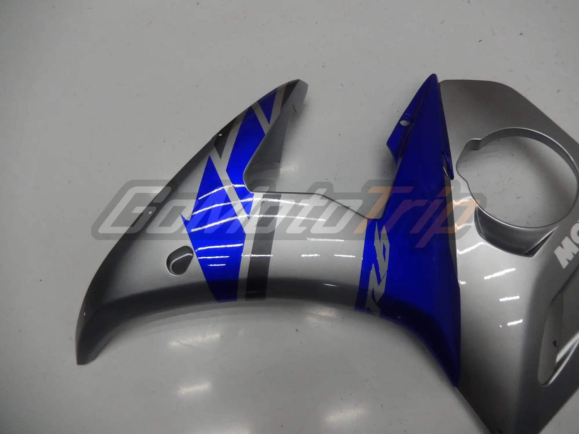 thumbnail image 2 of No-Cut Frame Sliders For 2003-2005 Yamaha R6 & 2006-2009 R6S - Black HTTMT Protectors 2 of 3