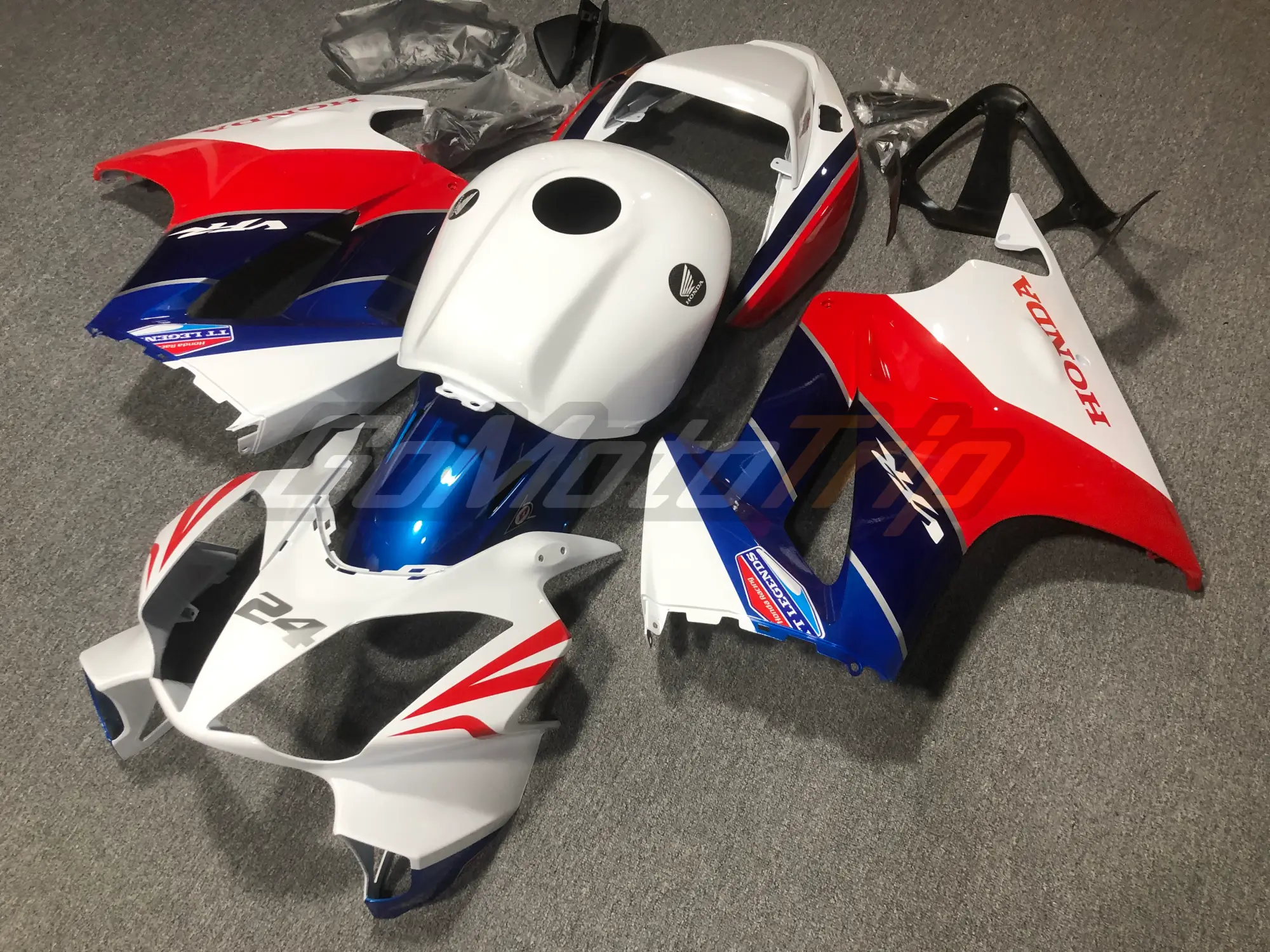 2002-2013-Honda-VFR800-TT-Legend-Fairing-2