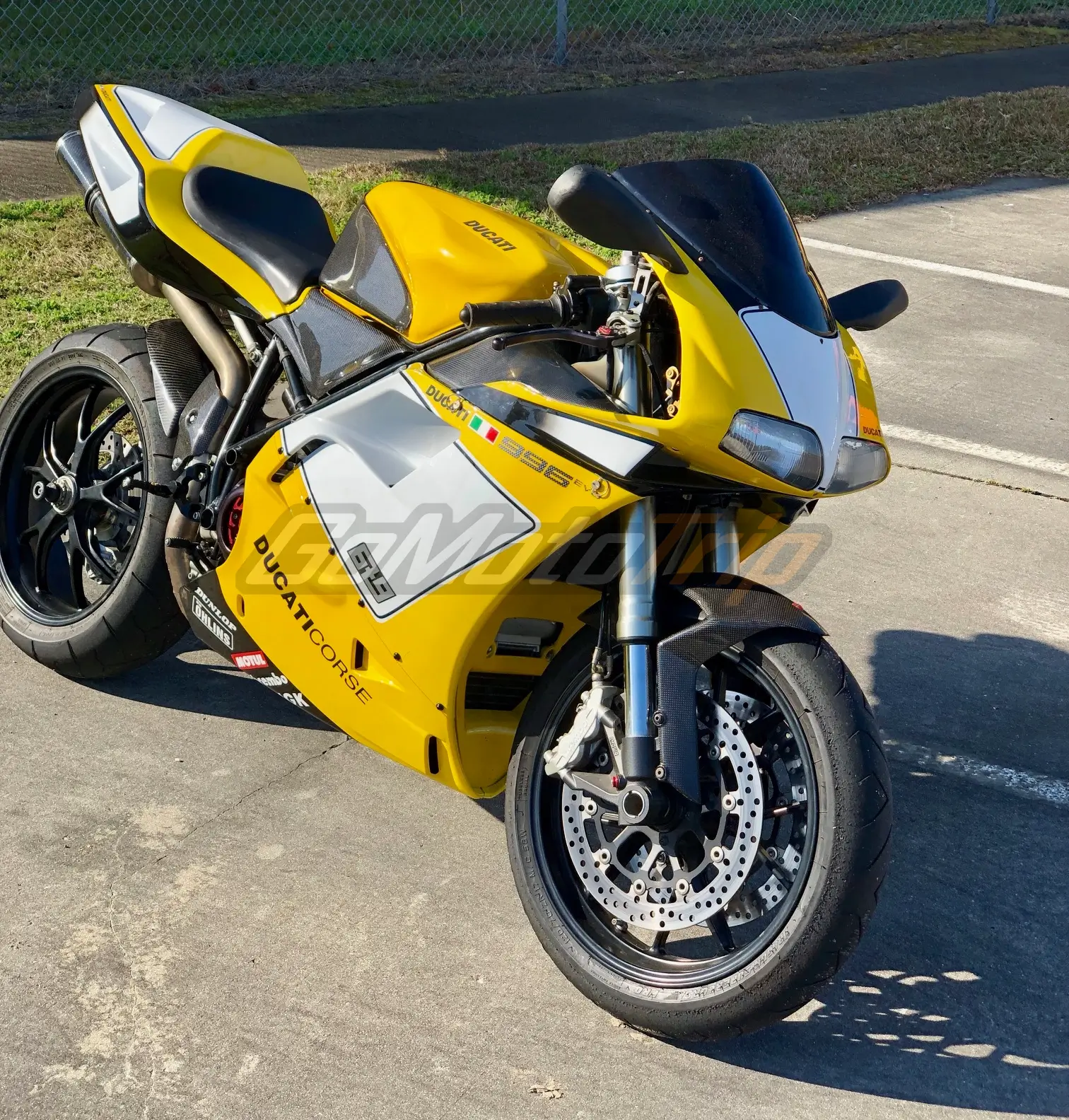 Rider-Review-Dustin-Ducati-996-Yellow-Special-Fairing-2