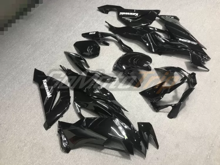 2019 Kawasaki Ninja Zx 6r Black Fairing 4