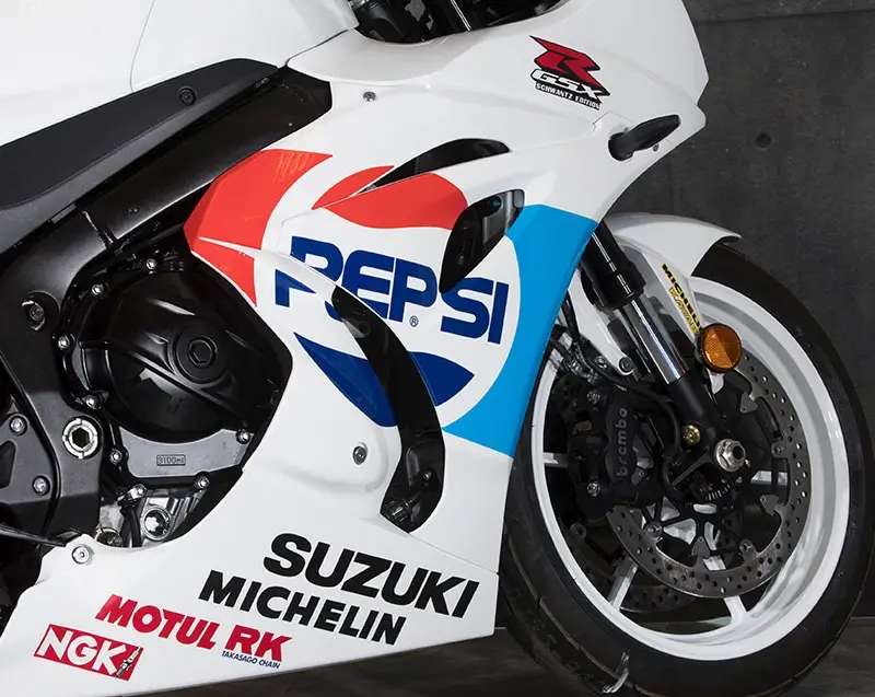 2005-2006-Suzuki-GSX-R1000-PEPSI-GP-Limited-Edition-Kevin-Schwantz-5