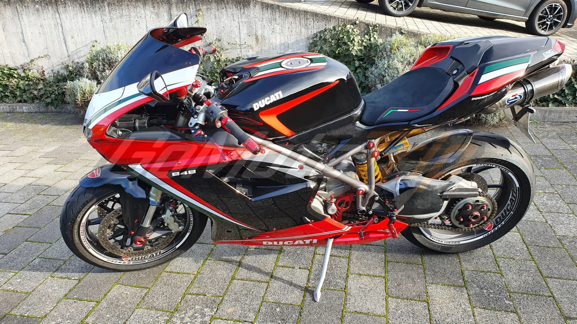 Rider-Review-93849-Ducati-848-Fairing-1