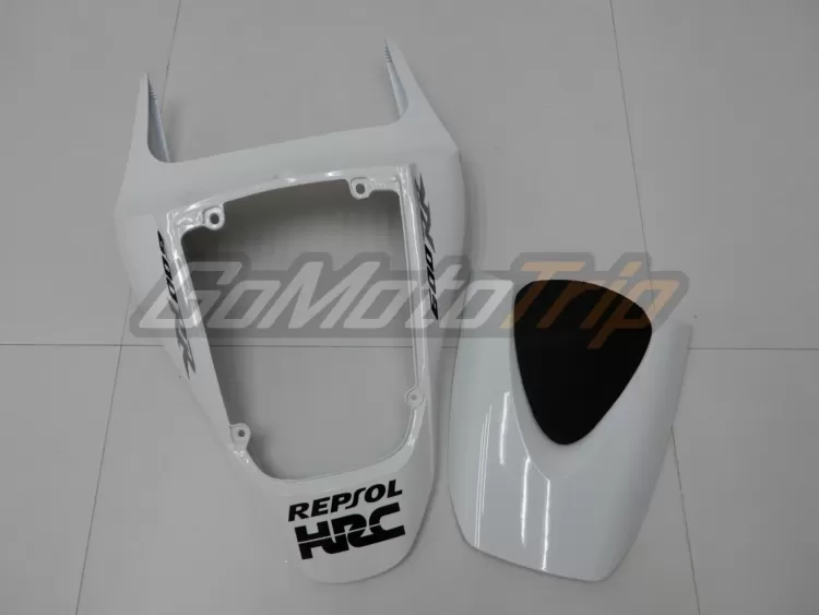 2007-2008-Honda-CBR600RR-Silver-White-REPSOL-Fairing-26