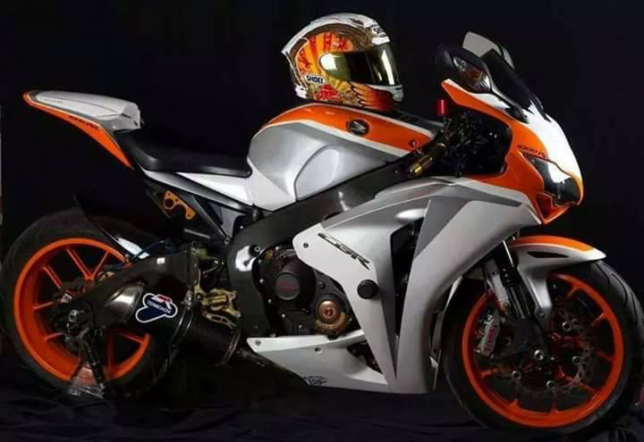 2012-2016-Honda-CBR1000RR-Orange-Silver-White-1