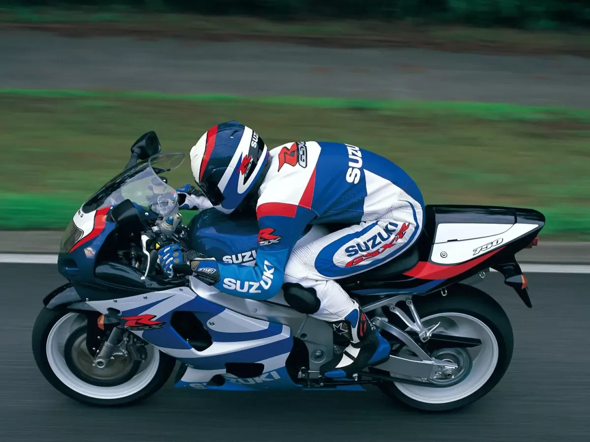 2000-Suzuki-GSX-R750-2