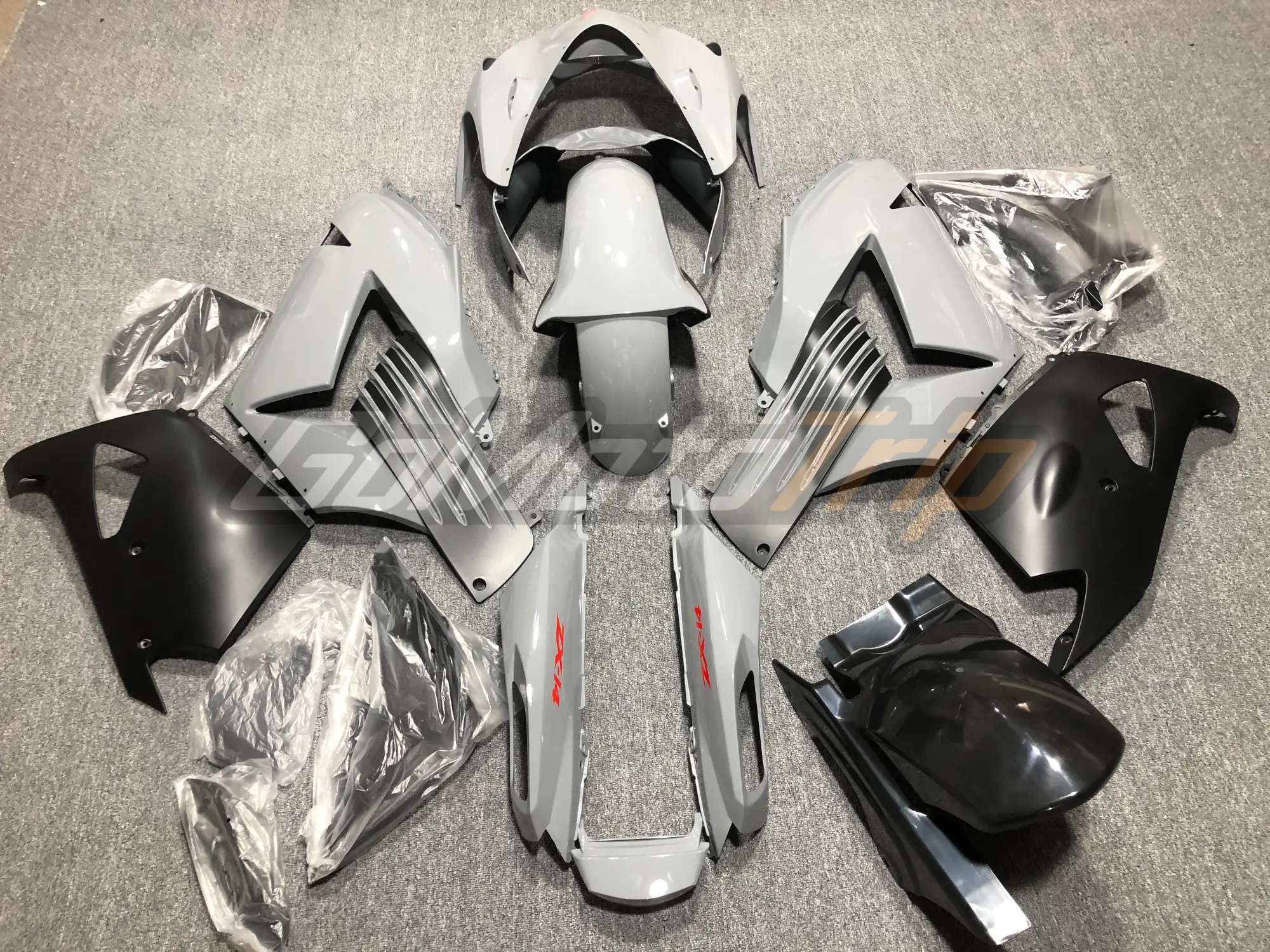 2006-2011-Kawasaki-Ninja-ZX-14R-Black-Gray-Fairing-11