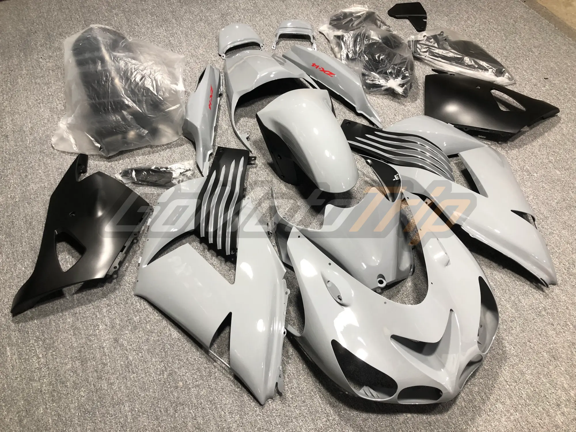 2006-2011-Kawasaki-Ninja-ZX-14R-Black-Gray-Fairing-9