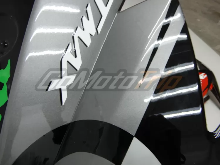 2015-2016-Yamaha-TMAX-530-Lorenzo-Fairing-14