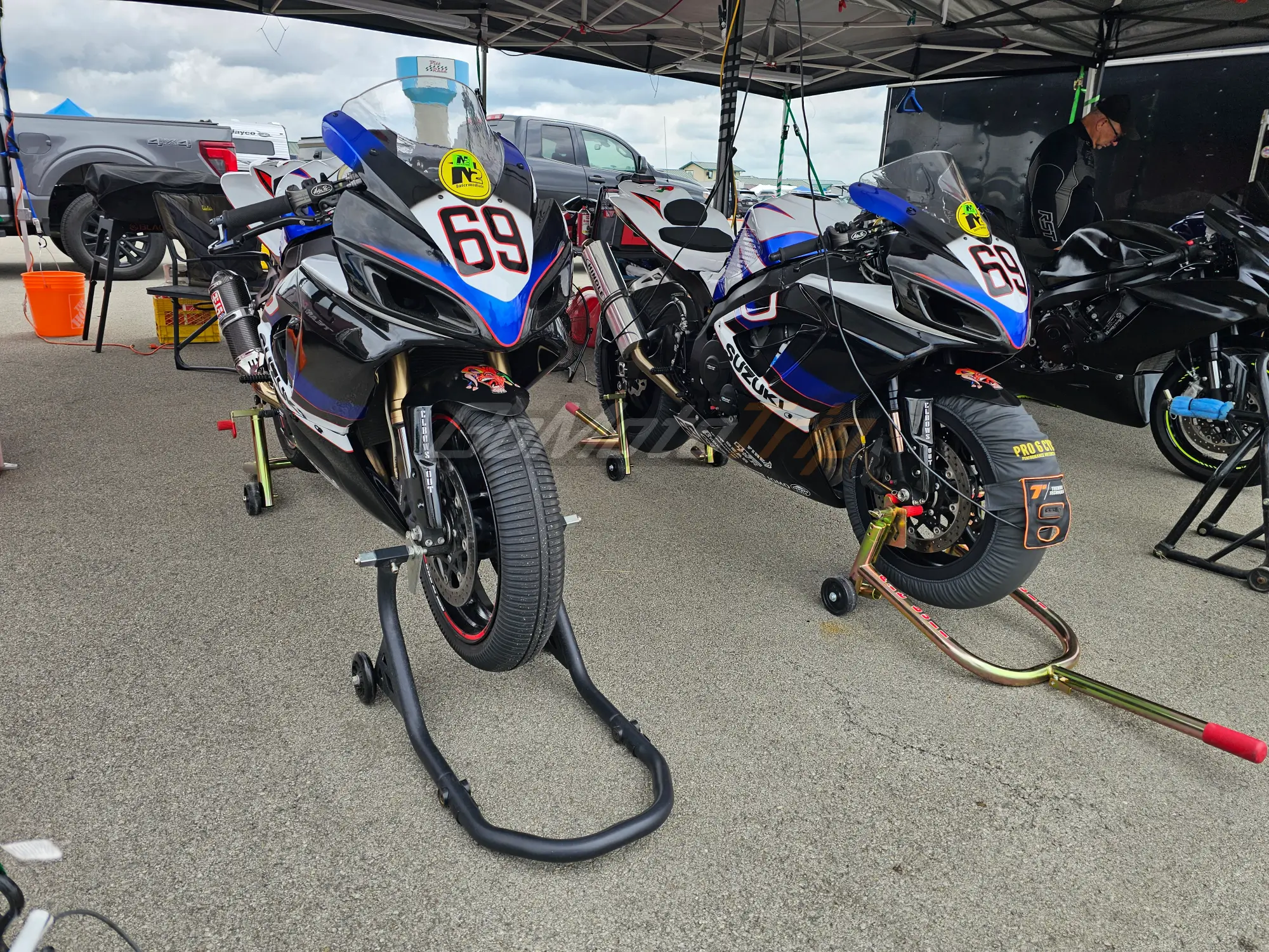 Rider Review 170009 Paul - Suzuki K6 Race Bodywork 3