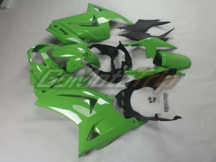 2008-2012-Kawasaki-Ninja-250R-Lime-Green-Fairing-7