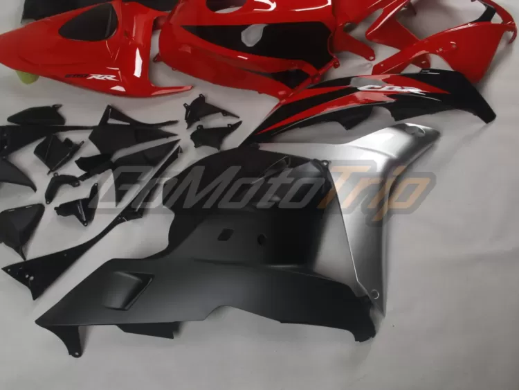 2009-2012-Honda-CBR600RR-Black-Red-Silver-Fairing-4