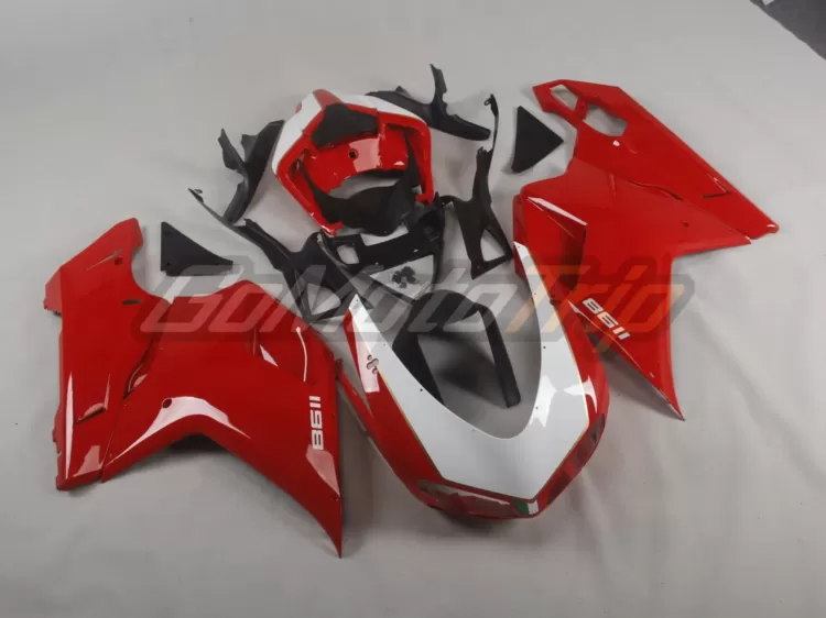 Ducati-1198-Red-Fairing-3