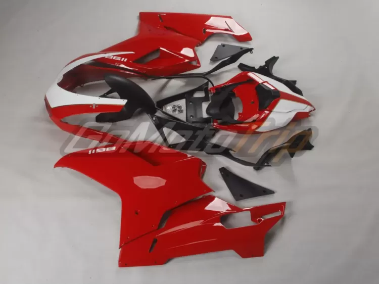 Ducati-1198-Red-Fairing-7
