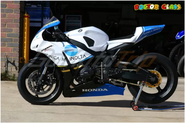 Honda-CBR1000RR-2012-2016-Konica-Minolta-Race-Bodywork-On-Bike-2