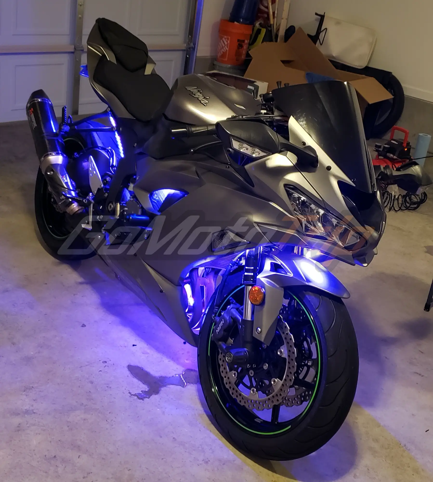 Rider-Review-89790-ZX6R-Fairing-8