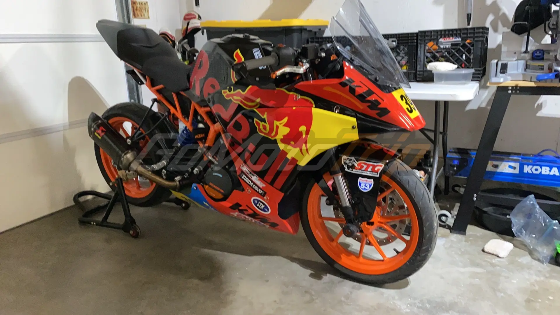 Rider-Review-106943-Ian-KTM-RC390-2015-2021-Red-Bull-Race-Fairing-3