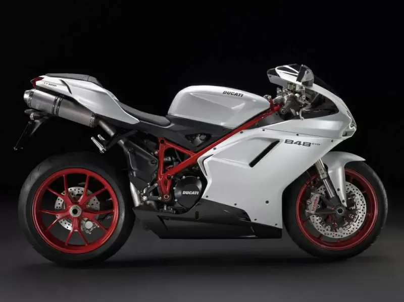 2011-Ducati-848-EVO