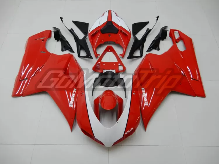Ducati-1098-Red-Fairing-1
