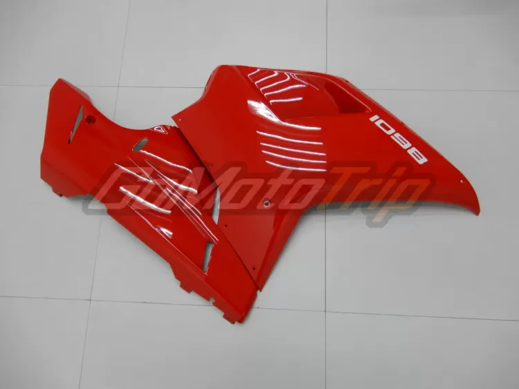 Ducati-1098-Red-Fairing-11