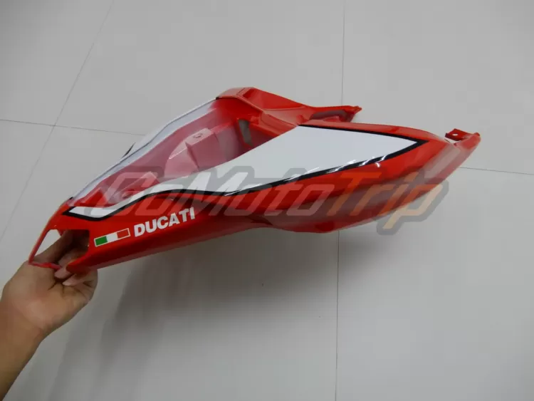 Ducati-1098-Red-Fairing-18