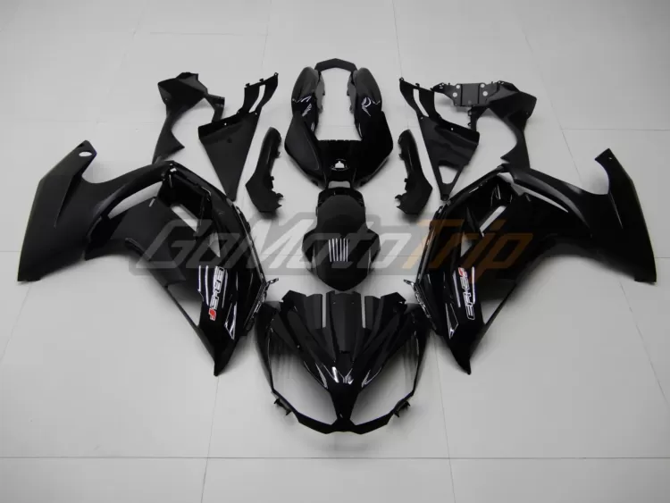 2012-2016-Kawasaki-Ninja-650-Black-Fairing-1
