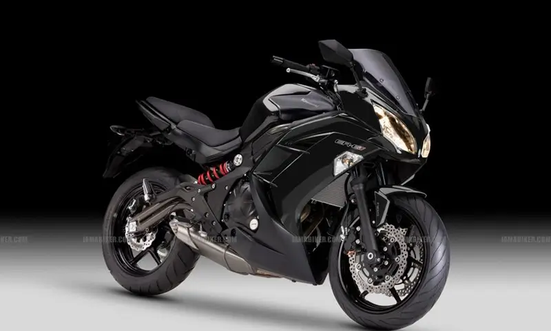 2012-2016-Kawasaki-Ninja-650-Black