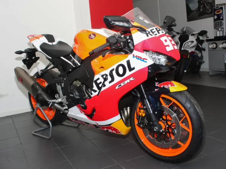 2017-2020-Honda-CBR1000RR-REPSOL-MotoGP