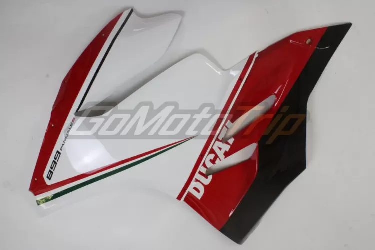 Ducati 899 Panigale S Tricolore Fairing 7