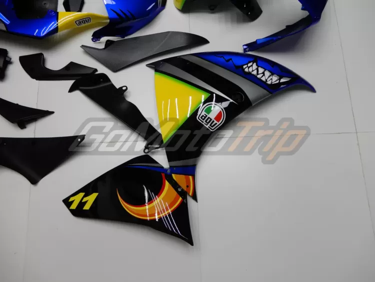 2009 2011 Yamaha Yzf R1 Rossi Shark Fairing 10
