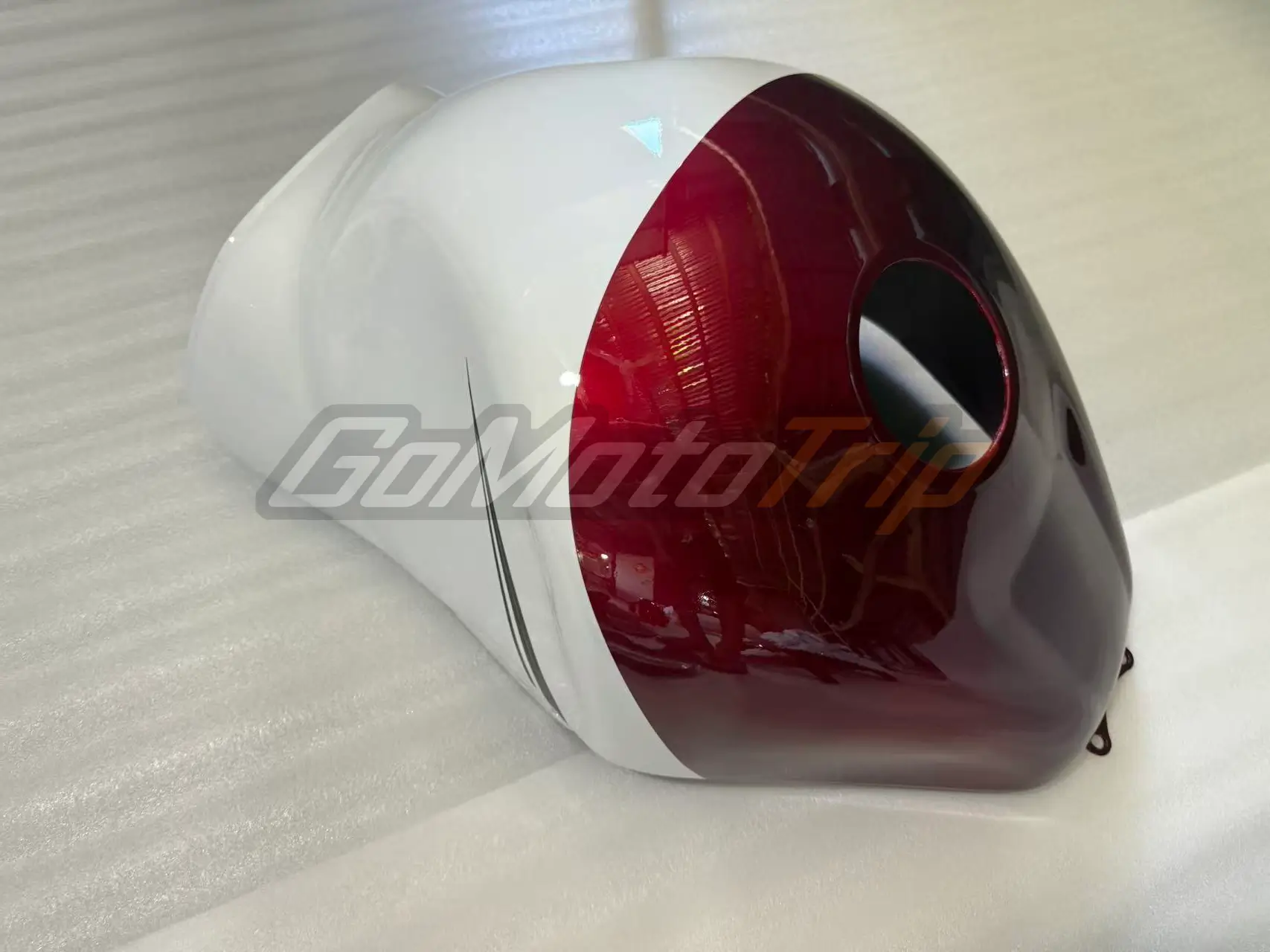 1999 2007 Suzuki Hayabusa Red White Fairing Kit 6 - Gomototrip 1999-2007 Suzuki Hayabusa Red White Fairing Kit 6