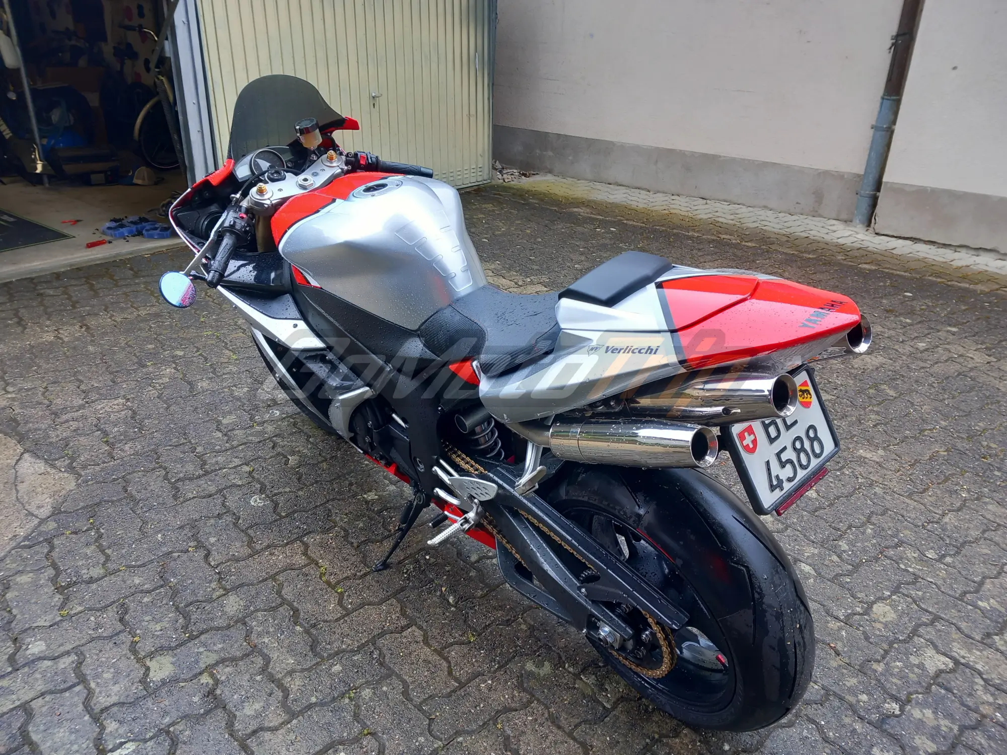 Rider Review 174454 Ruggero - 2004-2006 Yamaha YZF-R1 Fortuna Fairing 2