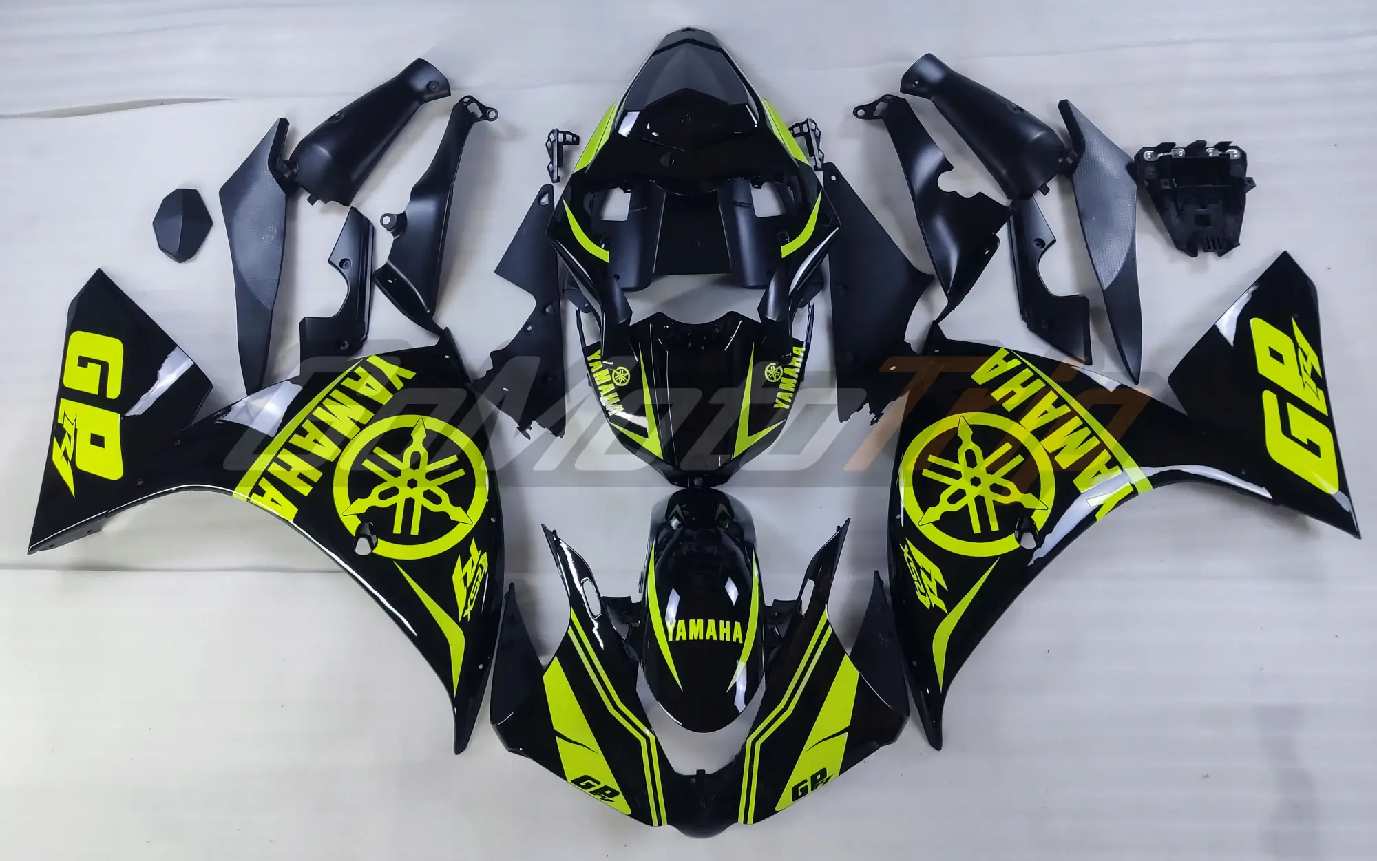 2012-2014 Yamaha YZF-R1 GPR Fairing 1