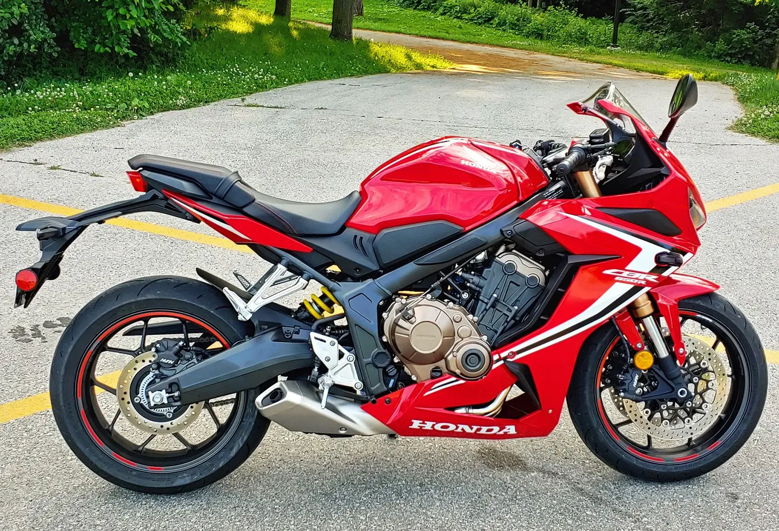 2019-2023 Honda CBR650R Red Fairing 10