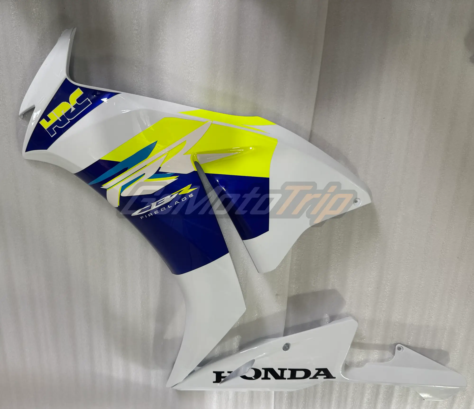 2012 2016 Honda Cbr1000Rr Fireblade 30Th Anniversary Fairing2 6 - Gomototrip 2012-2016 Honda CBR1000RR Fireblade 30th Anniversary Fairing2 6