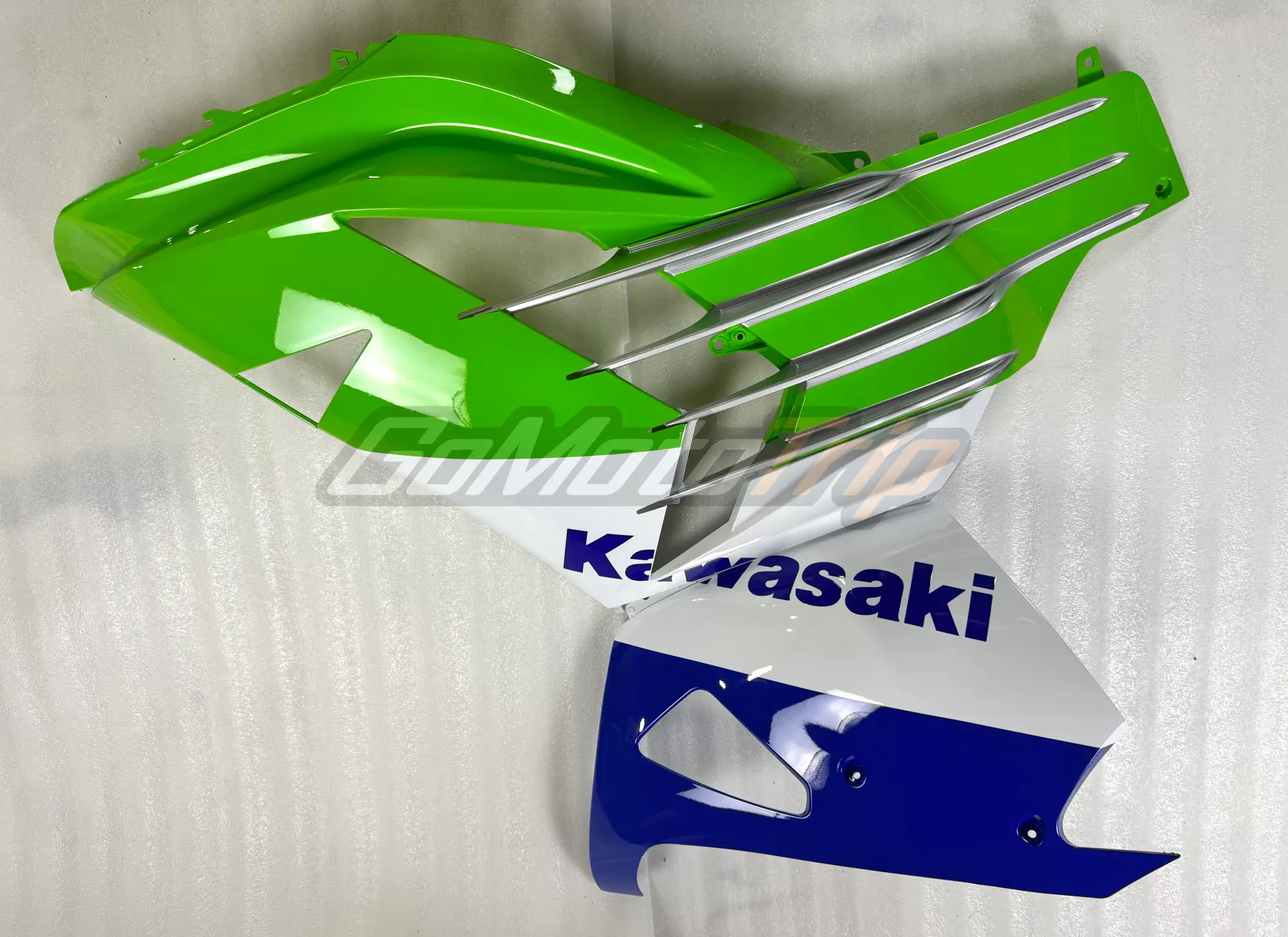 2024 Kawasaki Ninja Zx 14R 40Th Anniversary Edition Fairing 7 - Gomototrip 2024 Kawasaki Ninja ZX-14R 40th Anniversary Edition Fairing 7