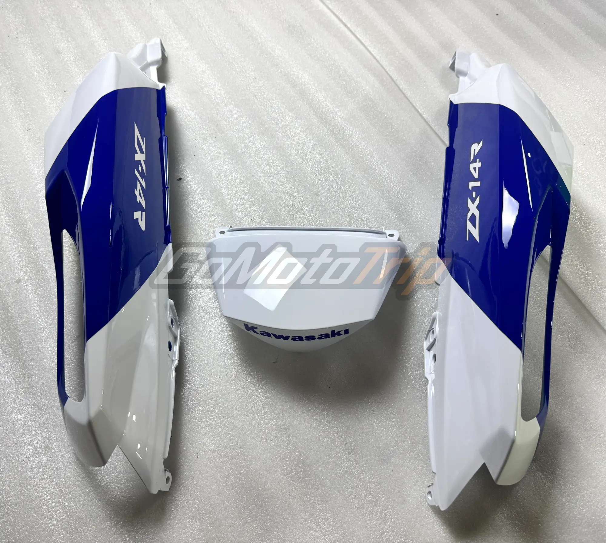 2024 Kawasaki Ninja Zx 14R 40Th Anniversary Edition Fairing 9 - Gomototrip 2024 Kawasaki Ninja ZX-14R 40th Anniversary Edition Fairing 9