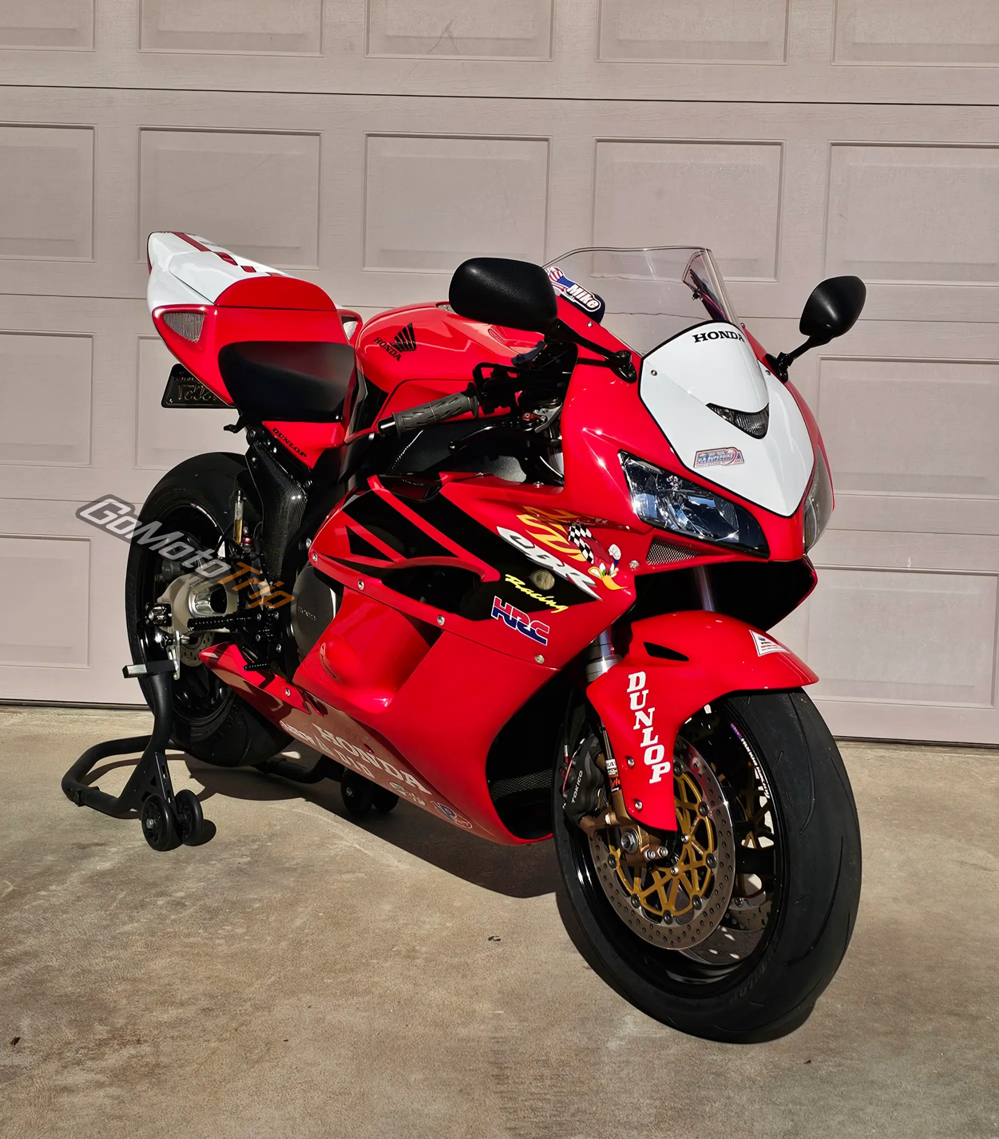 Rider Review 175463 Michael 2004 2005 Honda Cbr1000Rr American Honda Racing Fairing Kit 2 - Gomototrip Rider Review 175463 Michael - 2004-2005 Honda CBR1000RR American Honda Racing Fairing Kit 2