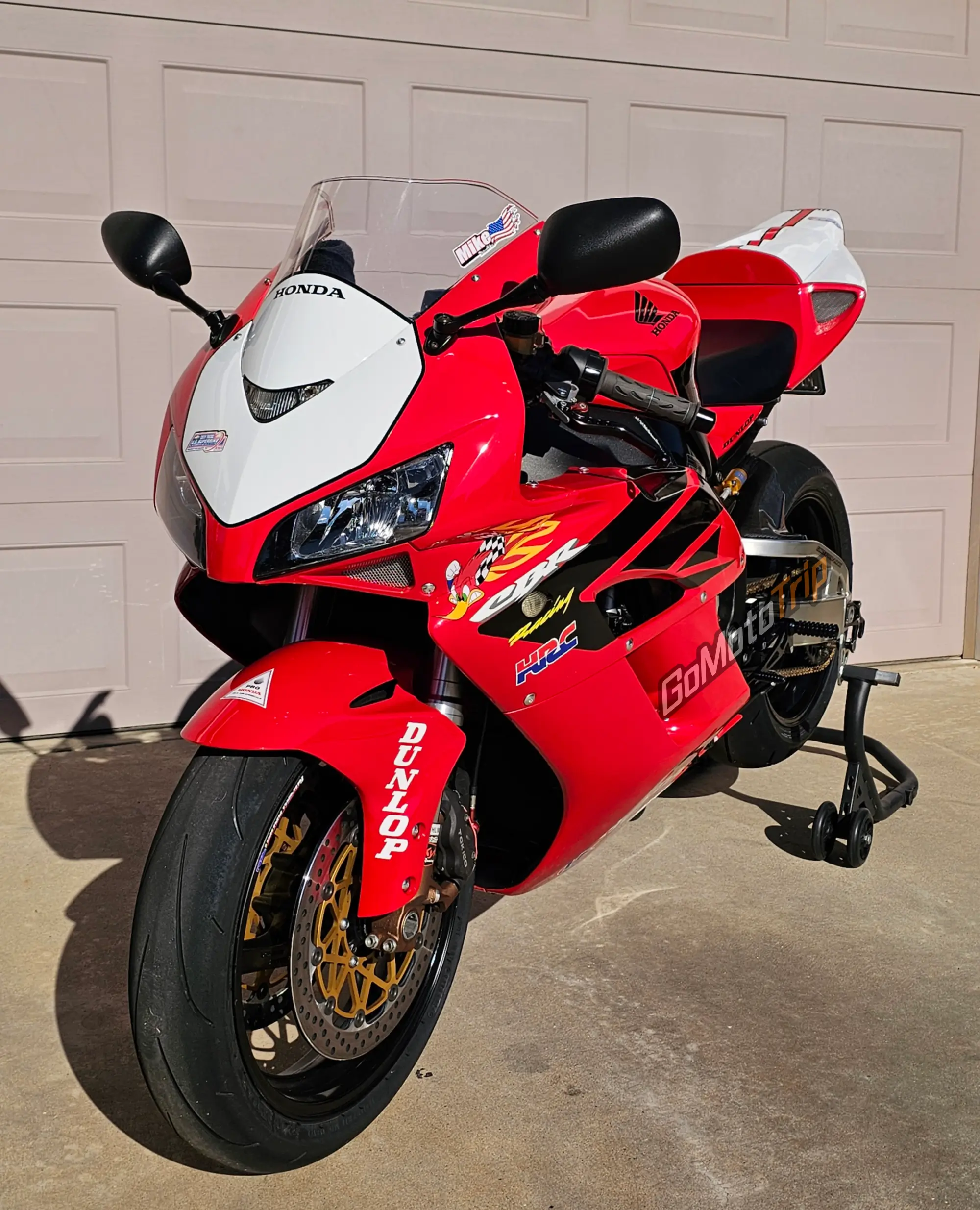 Rider Review 175463 Michael 2004 2005 Honda Cbr1000Rr American Honda Racing Fairing Kit 4 - Gomototrip Rider Review 175463 Michael - 2004-2005 Honda CBR1000RR American Honda Racing Fairing Kit 4